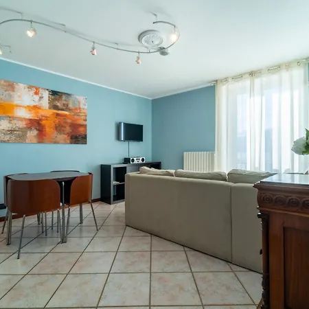 Lakefront Retreat By Wonderful Italy *