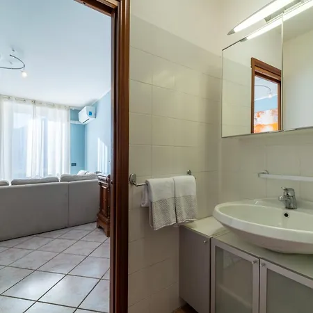 Lakefront Retreat By Wonderful Italy Appartement *