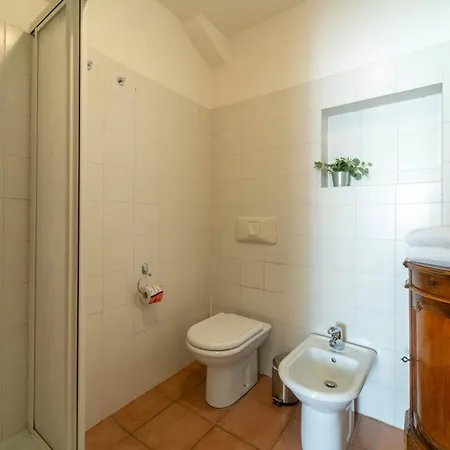 Lakefront Retreat By Wonderful Italy ベッラージョ