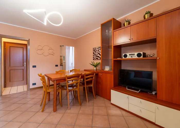 Lakefront Retreat By Wonderful Italy Lägenhet