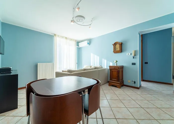 Lägenhet Lakefront Retreat By Wonderful Italy *