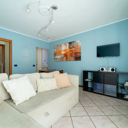 Apartamento Lakefront Retreat By Wonderful Italy *